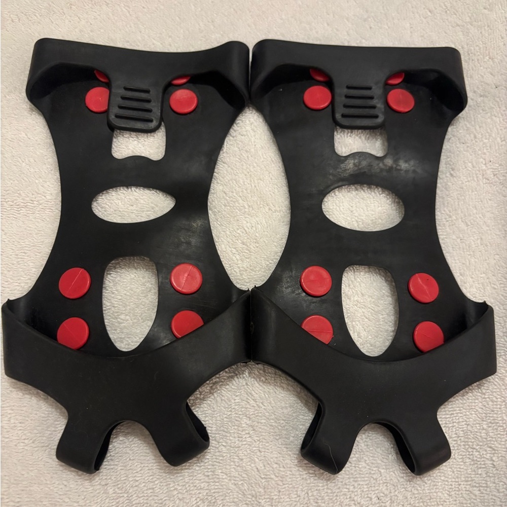 Action Traction Ice Cleats Size Large Color Black